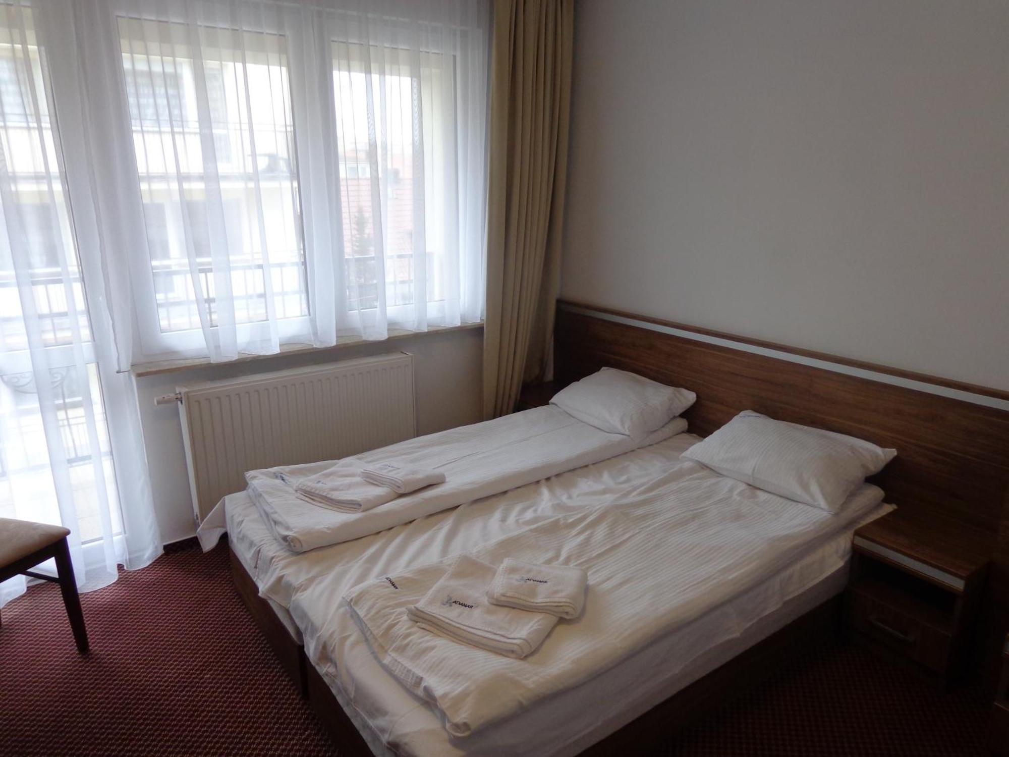 Adamar Jastrzebia Gora Bed and Breakfast Δωμάτιο φωτογραφία