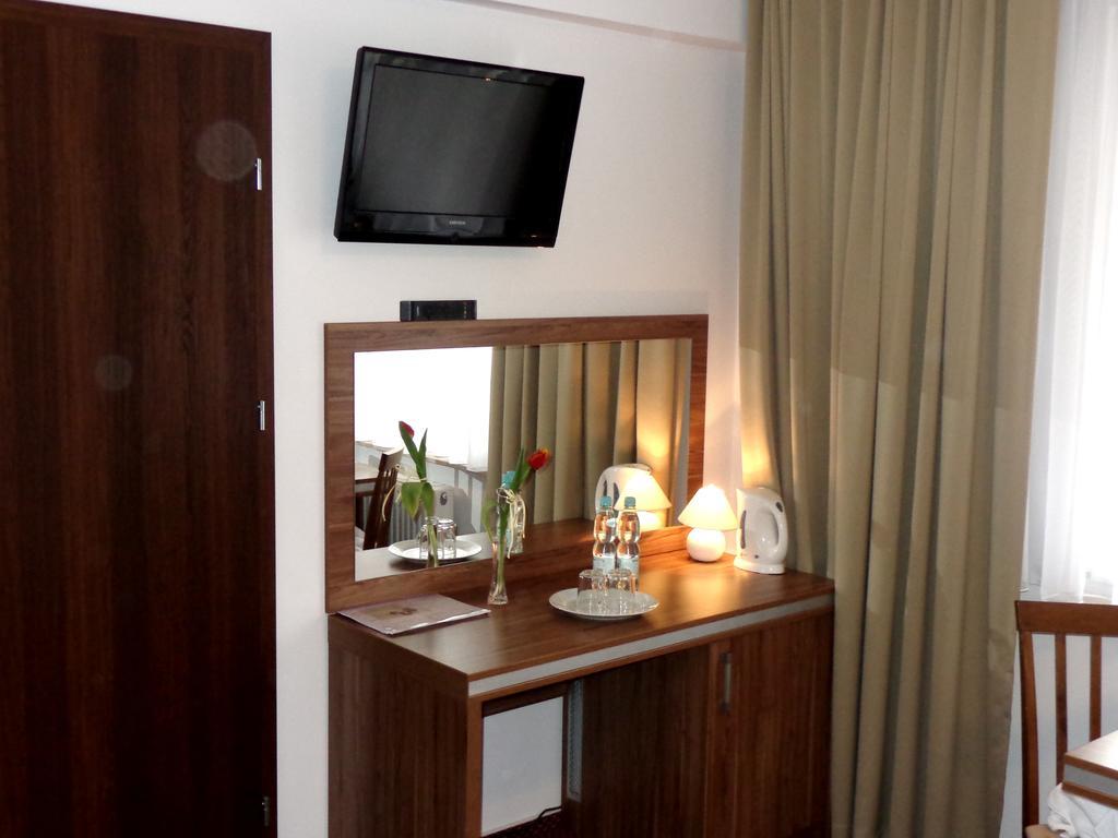Adamar Jastrzebia Gora Bed and Breakfast Δωμάτιο φωτογραφία
