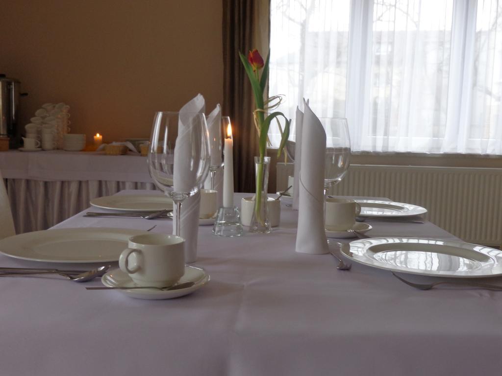 Adamar Jastrzebia Gora Bed and Breakfast Εξωτερικό φωτογραφία