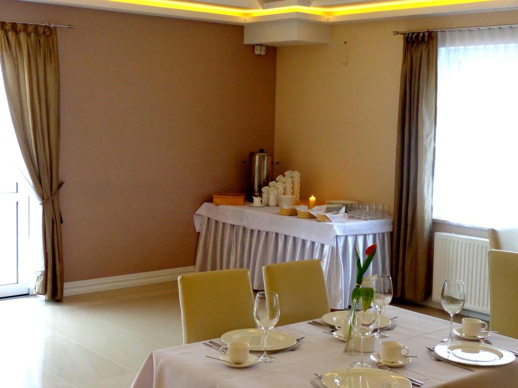 Adamar Jastrzebia Gora Bed and Breakfast Εξωτερικό φωτογραφία