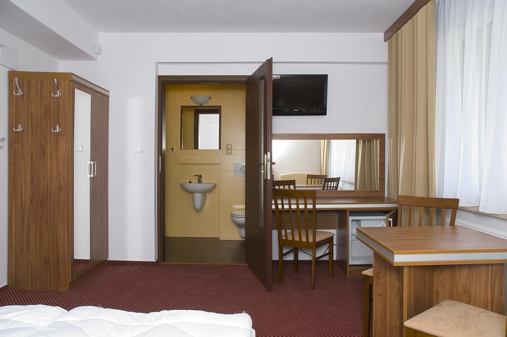 Adamar Jastrzebia Gora Bed and Breakfast Δωμάτιο φωτογραφία