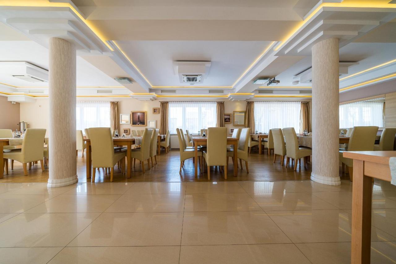 Adamar Jastrzebia Gora Bed and Breakfast Εξωτερικό φωτογραφία