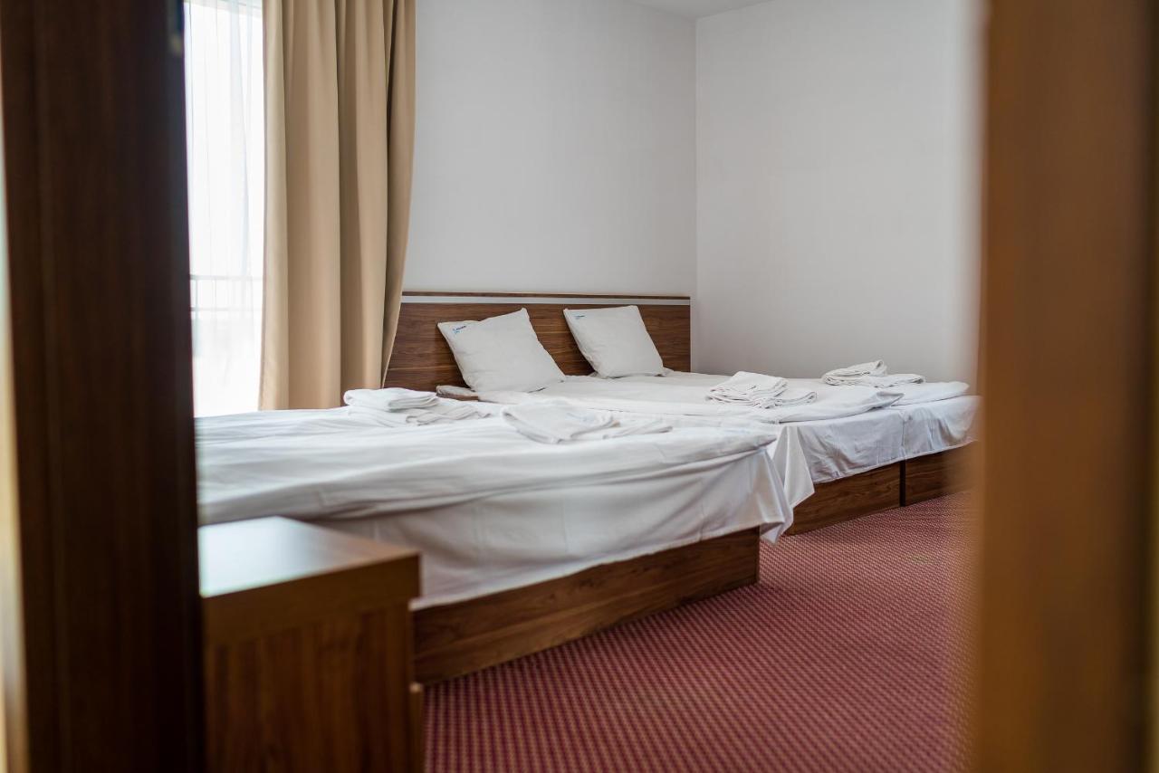 Adamar Jastrzebia Gora Bed and Breakfast Εξωτερικό φωτογραφία