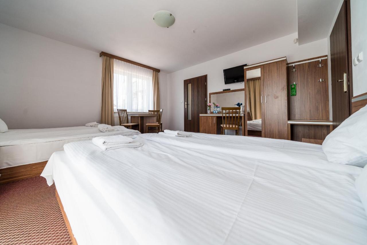 Adamar Jastrzebia Gora Bed and Breakfast Εξωτερικό φωτογραφία