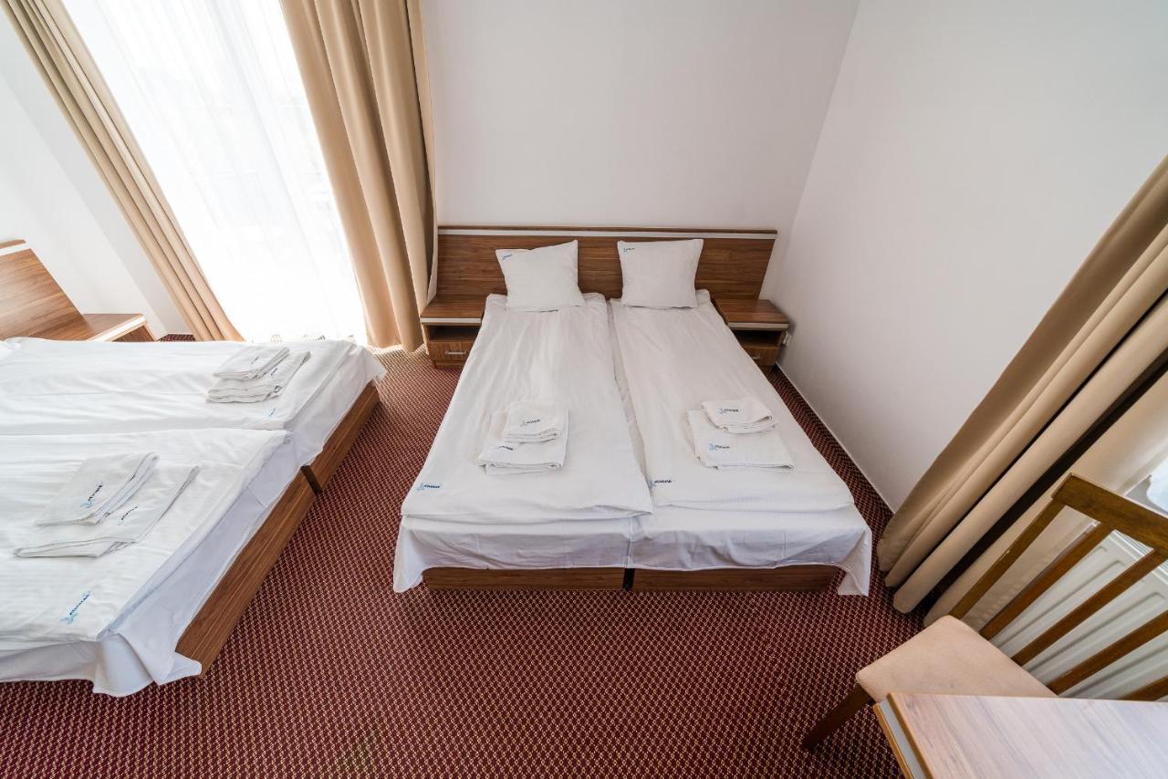 Adamar Jastrzebia Gora Bed and Breakfast Εξωτερικό φωτογραφία