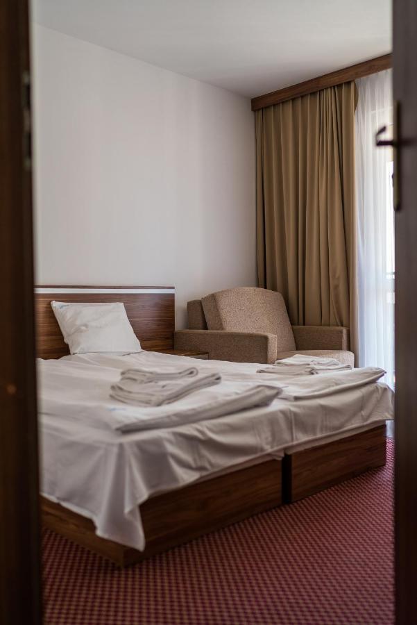 Adamar Jastrzebia Gora Bed and Breakfast Εξωτερικό φωτογραφία